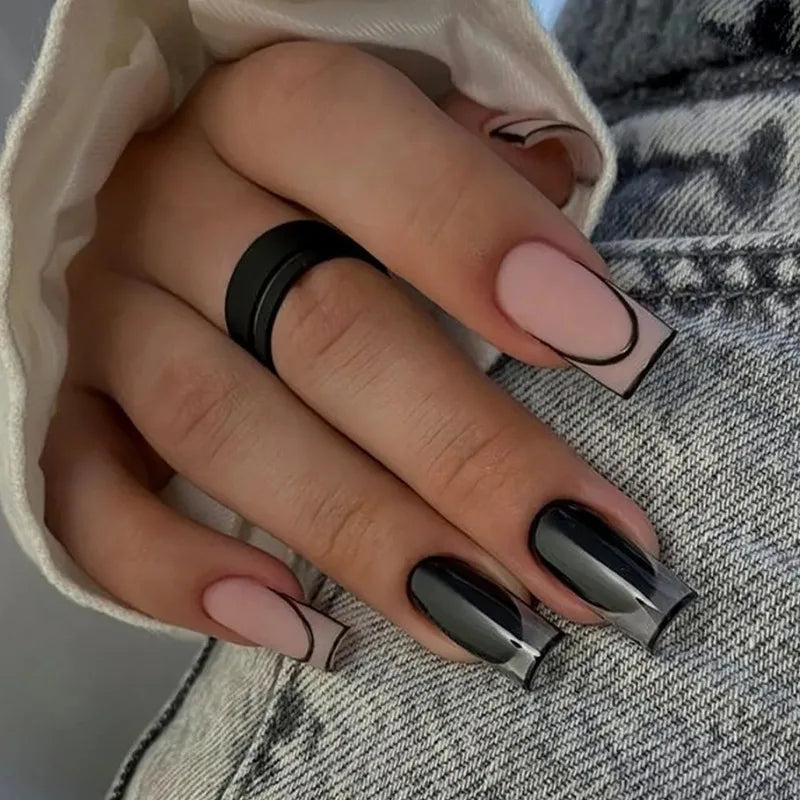 Press-On Nail Art Set